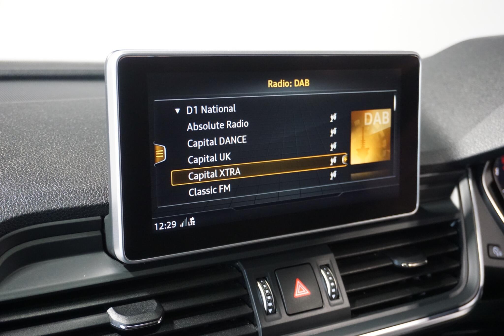 Audi Q5 2.0 TDI 40 Black Edition SUV 5dr Diesel S Tronic quattro Euro 6 (s/s) (190 ps)